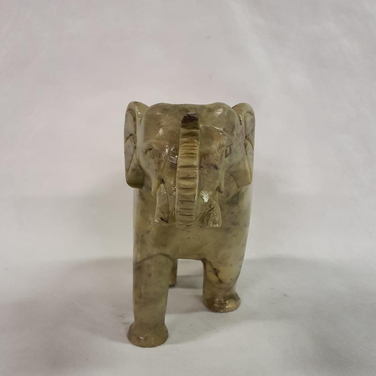 Elefant aus Speckstein