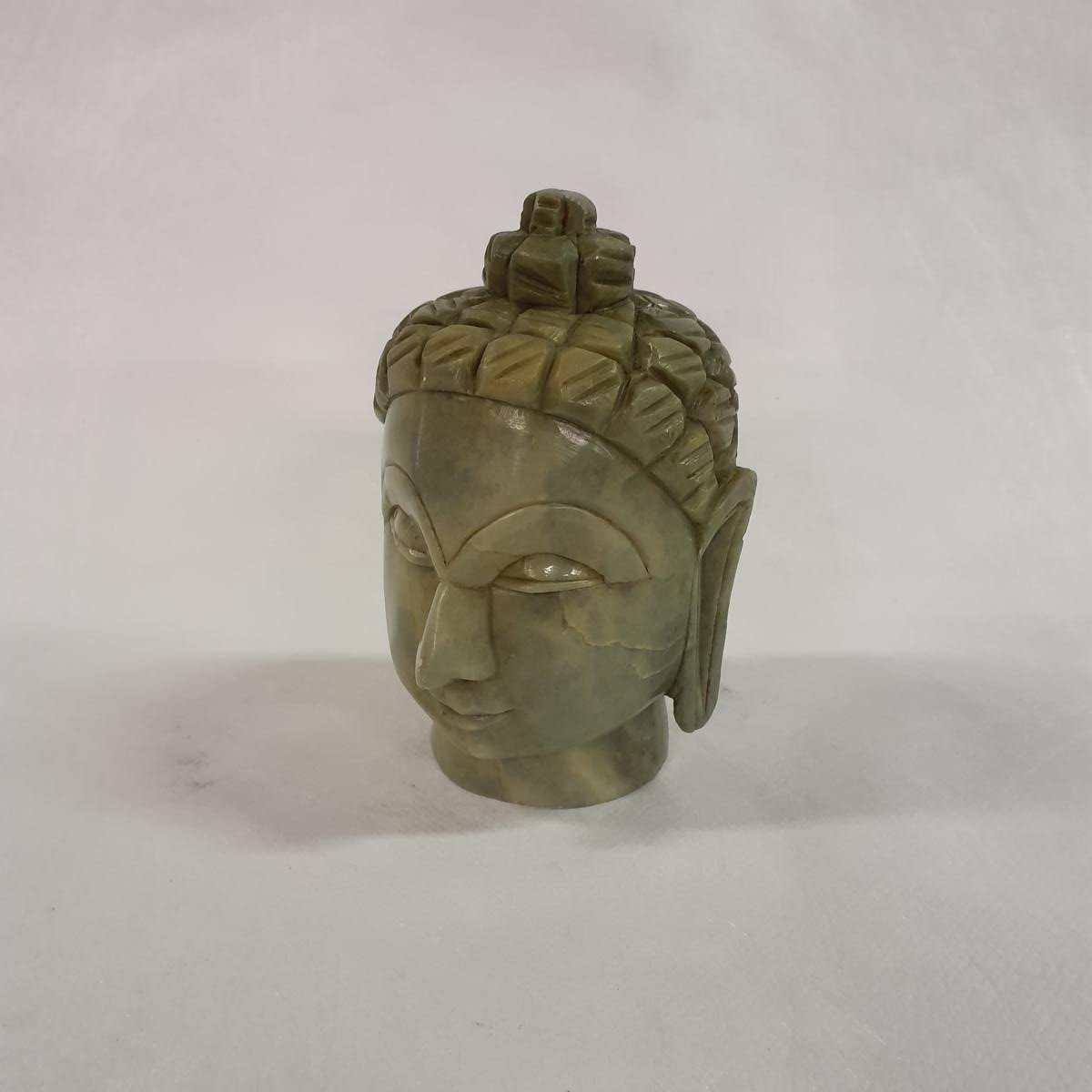 Buddhakopf groß aus grünem Speckstein