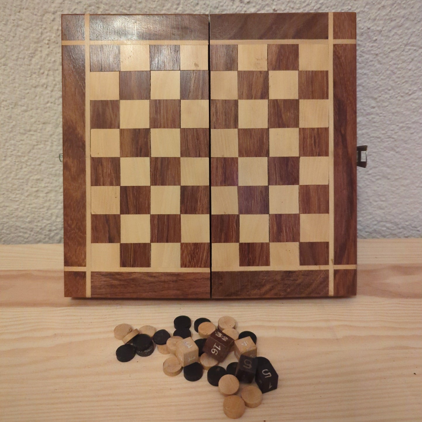 Schachbrett Backgammon